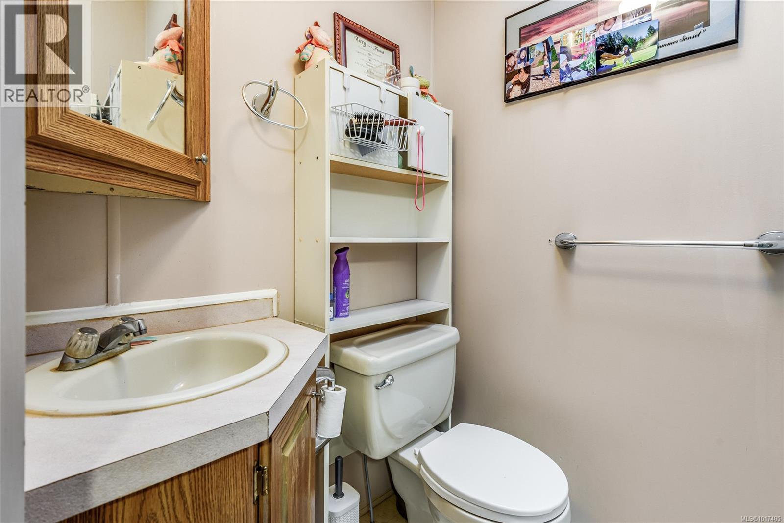 #A/B 2826 BRUCE RD - 32