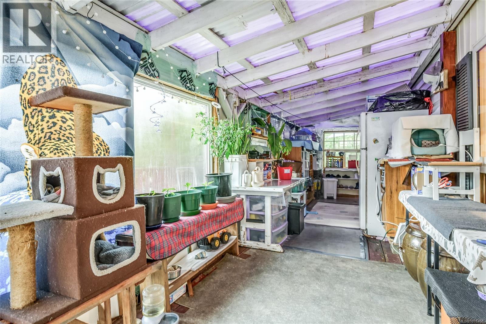 #A/B 2826 BRUCE RD - 37