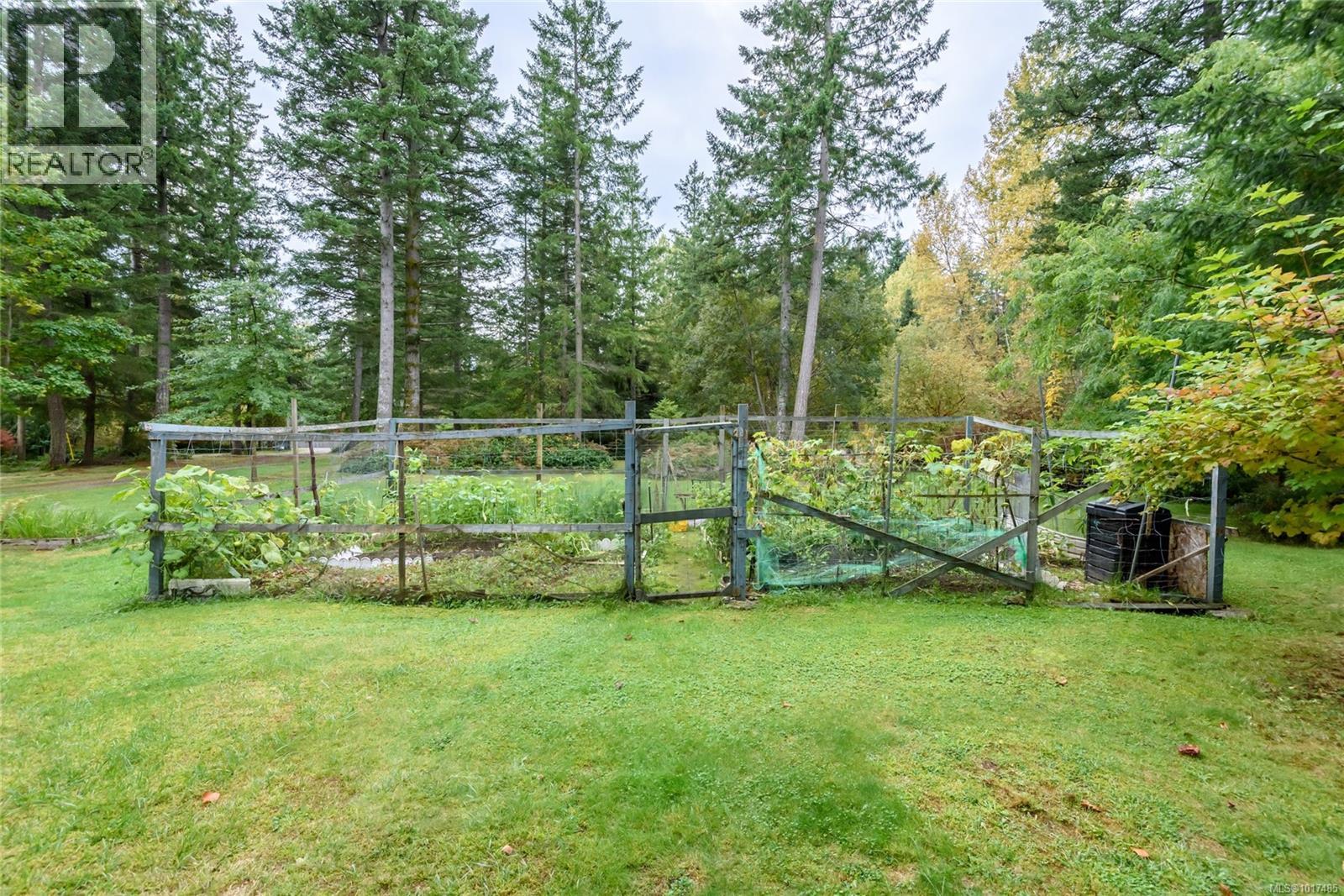 #A/B 2826 BRUCE RD - 8