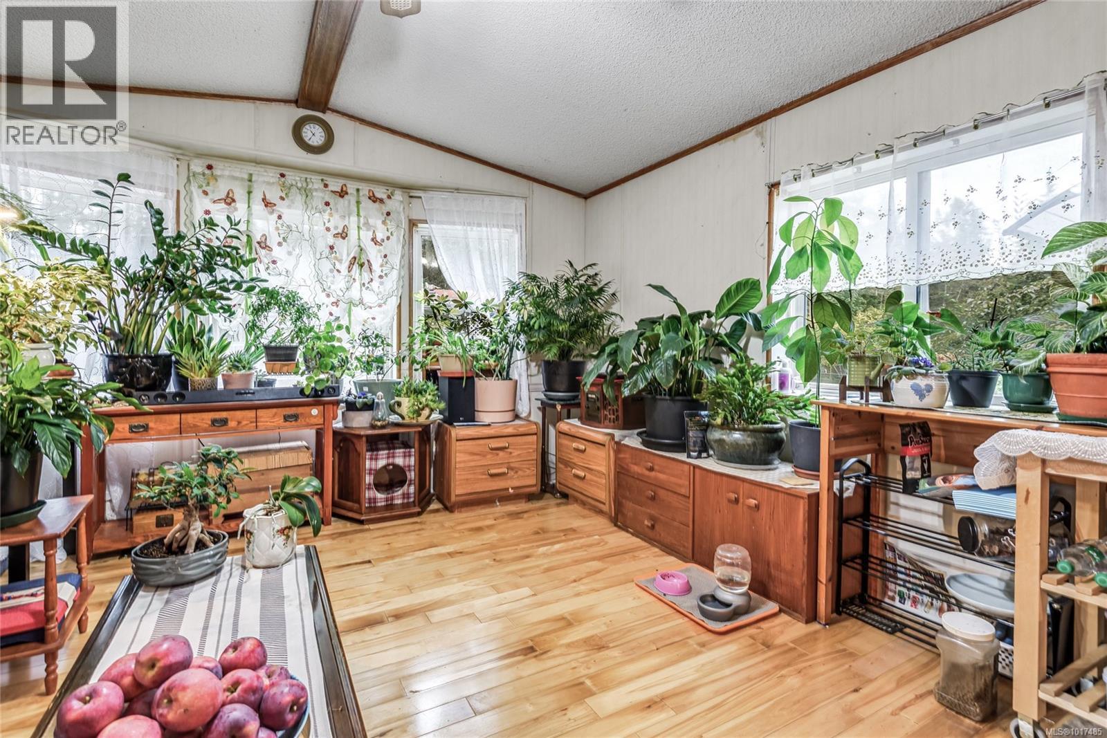 #A/B 2826 BRUCE RD - 22