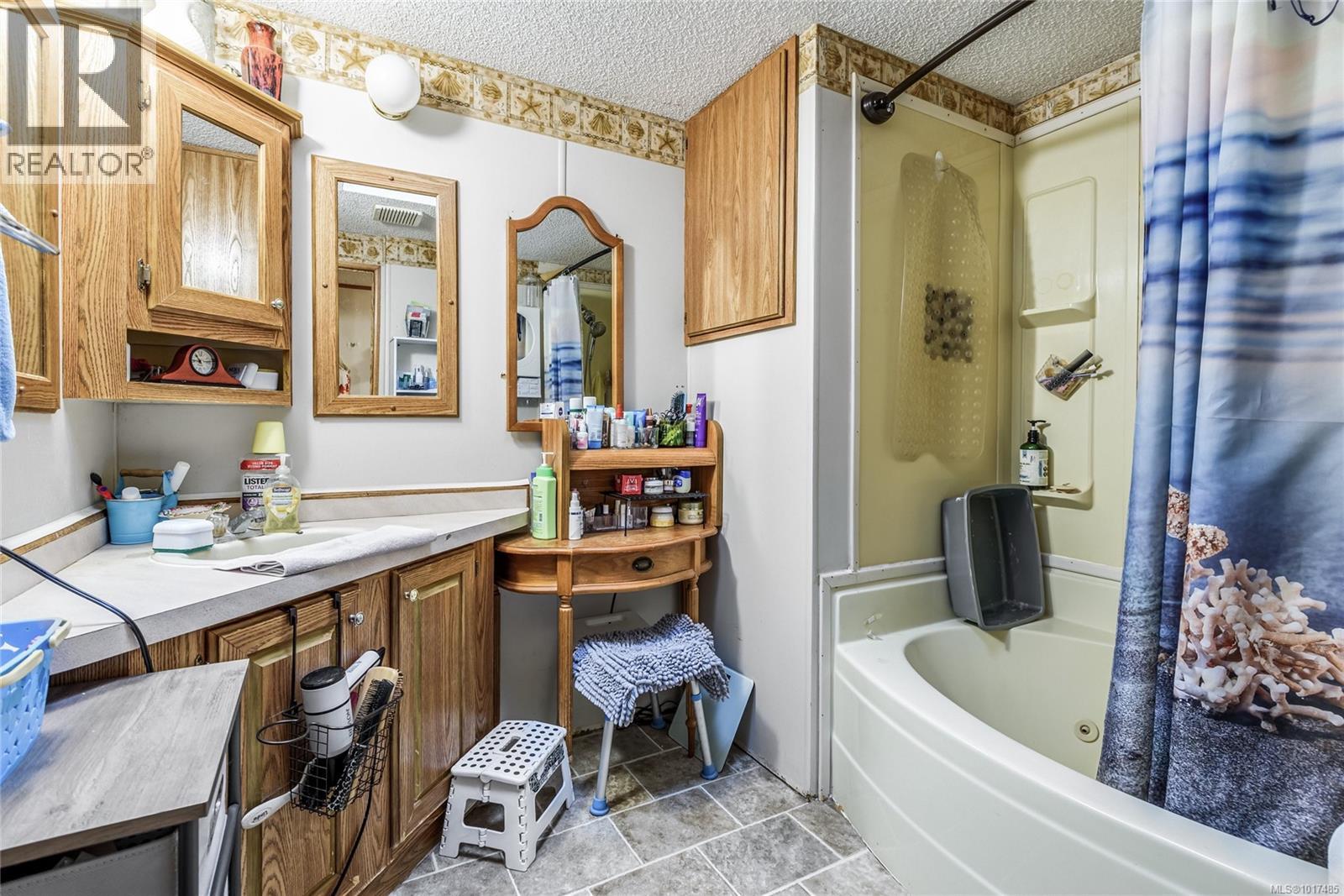 #A/B 2826 BRUCE RD - 35