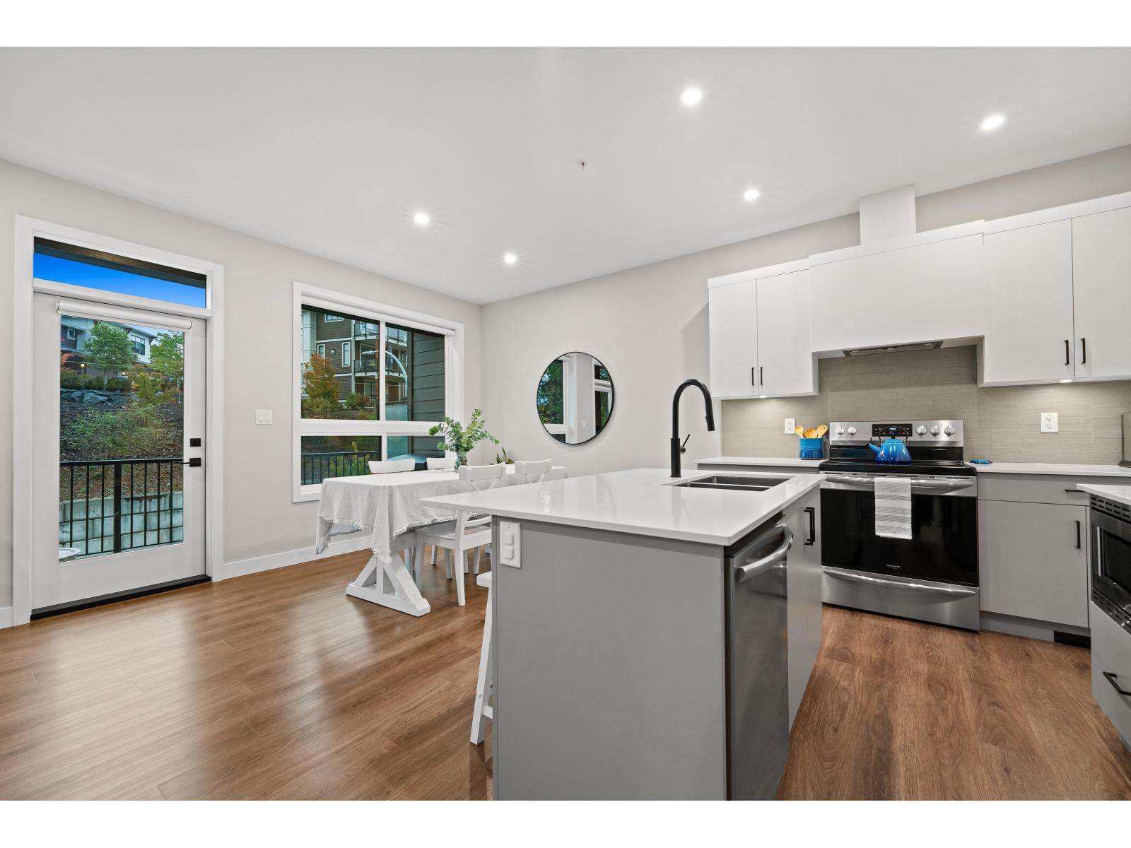 20 43610 CHILLIWACK MOUNTAIN ROAD, Chilliwack Mountain, Chilliwack