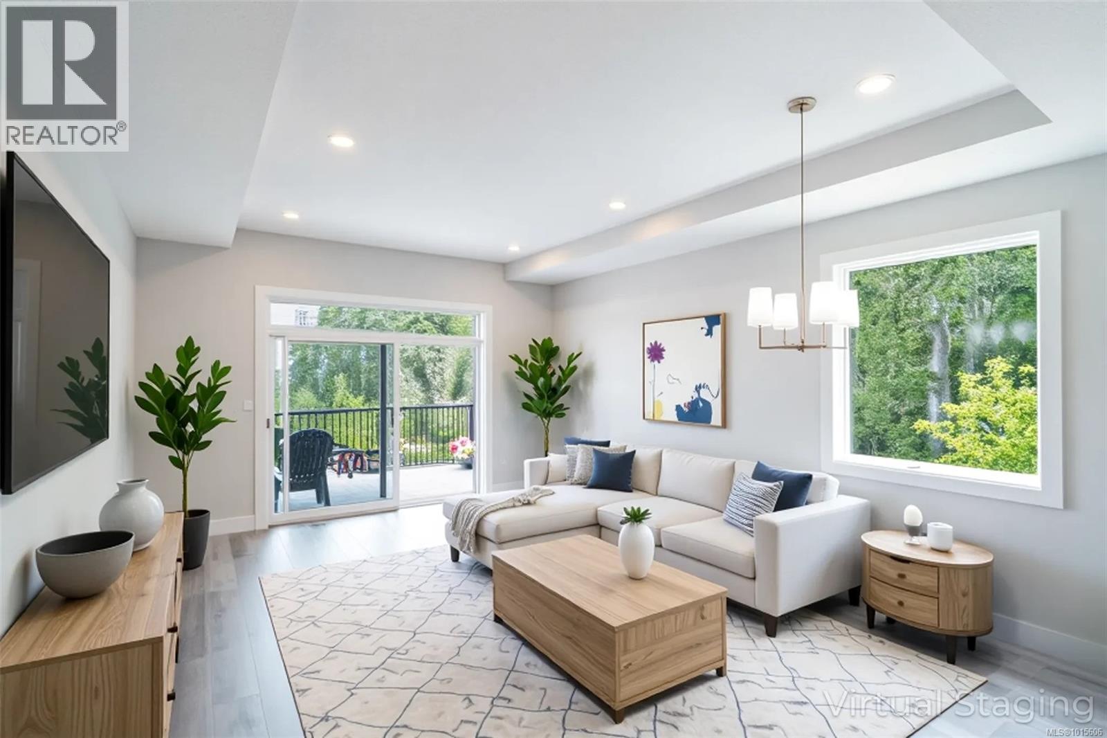 671 Sanderson Rd, Ladysmith