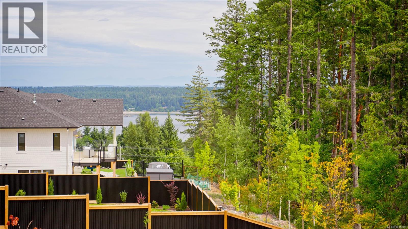 671 Sanderson Rd, Ladysmith