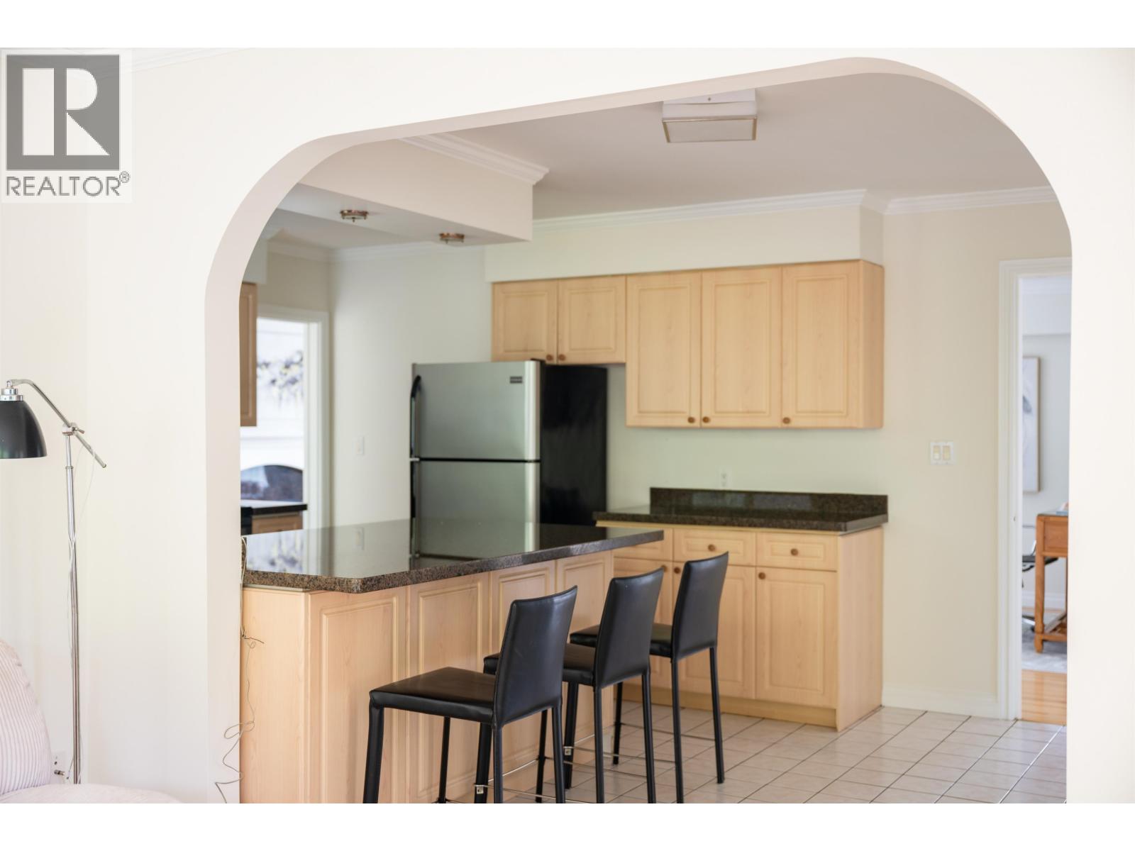 House in West Vancouver - Image 14
