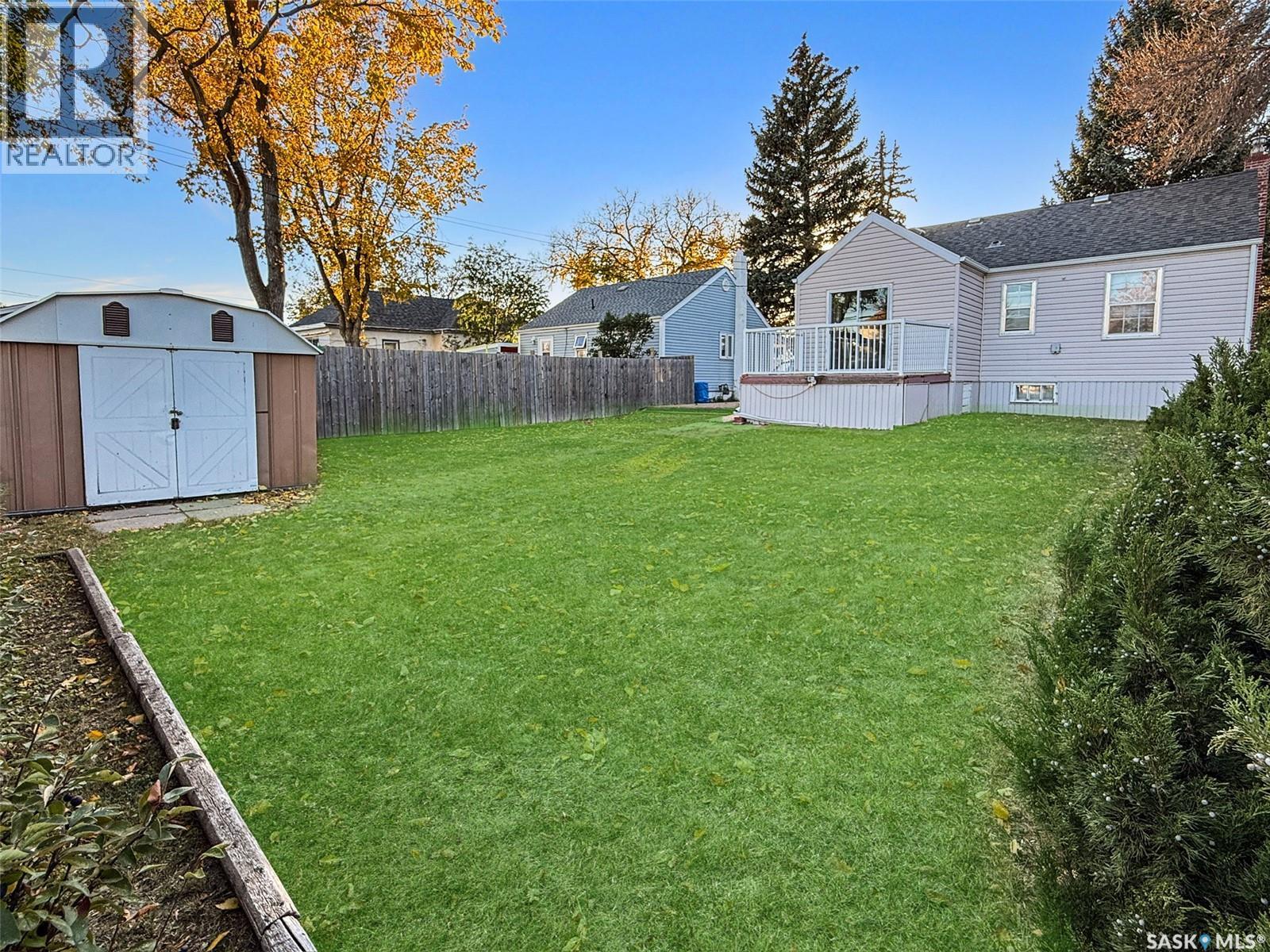 Single Family House Bungalow for Sale in  th AVENUE NW Swift Current 