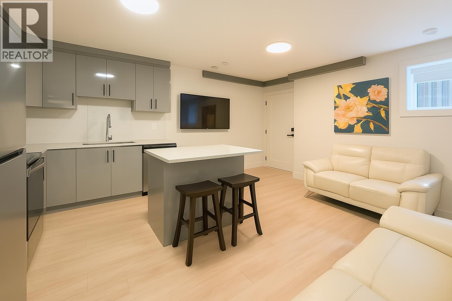 5302 SPRINGDALE COURT, Burnaby