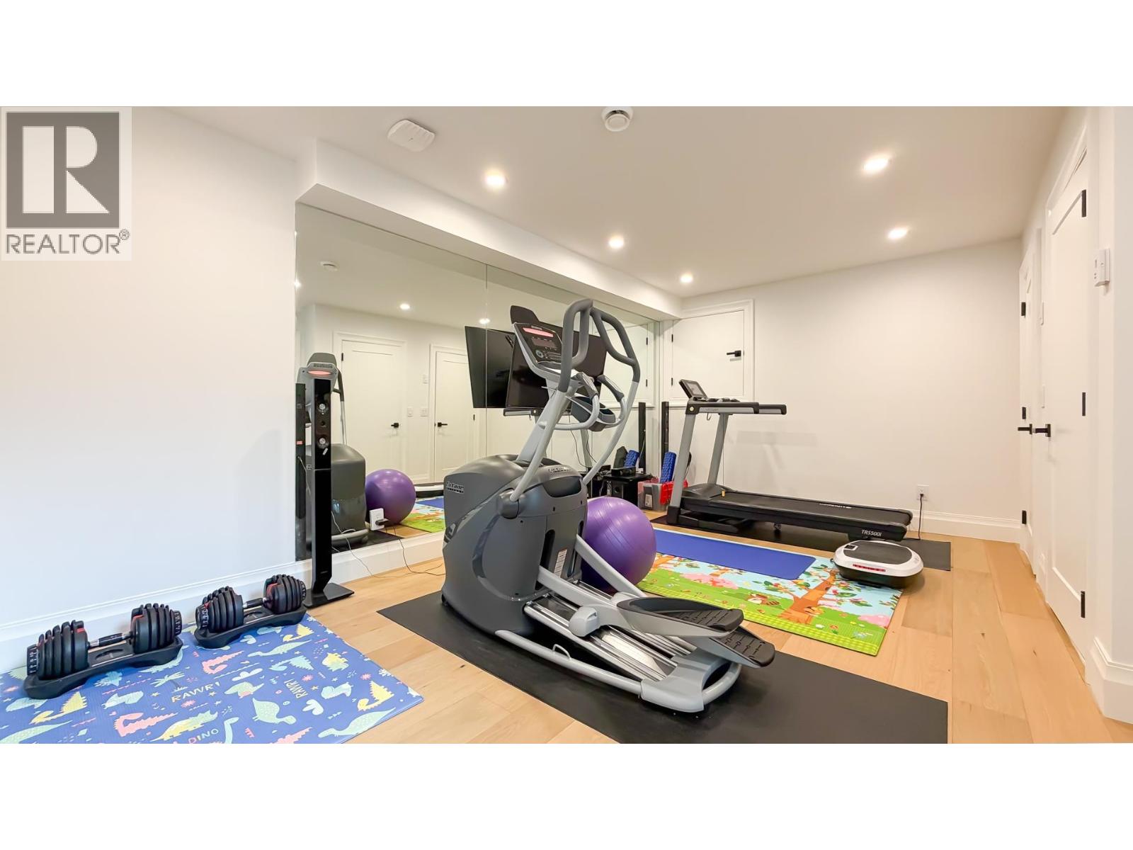 5302 SPRINGDALE COURT, Burnaby