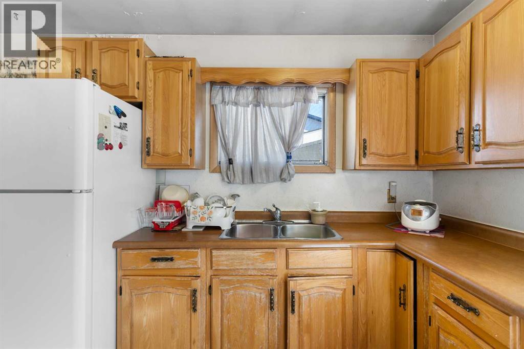 Single Family House Bungalow for Sale in   Avenue SW Rutland Park Calgary 