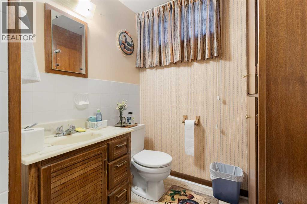 Single Family House Bungalow for Sale in   Avenue SW Rutland Park Calgary 