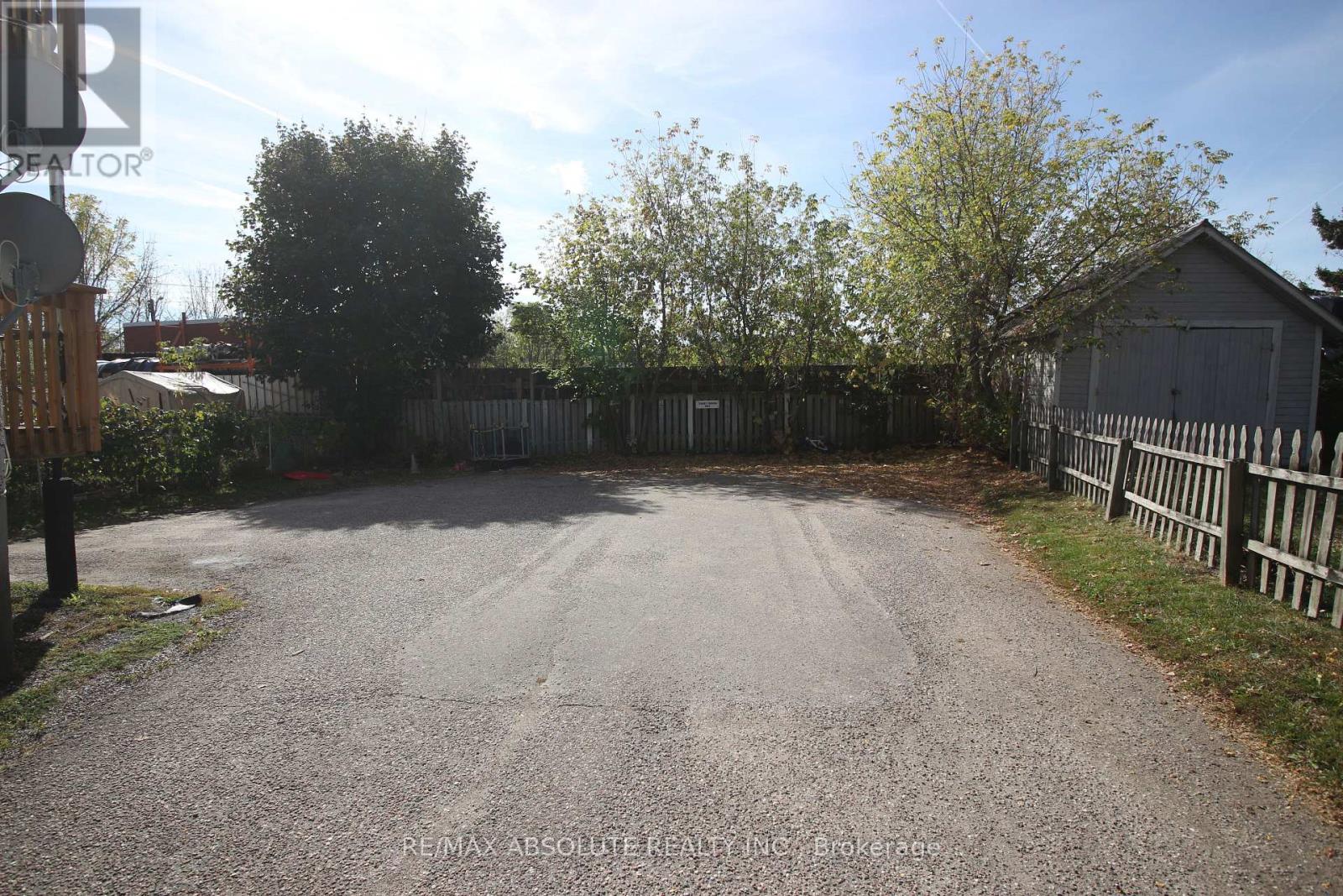 278 ELGIN STREET W - 4