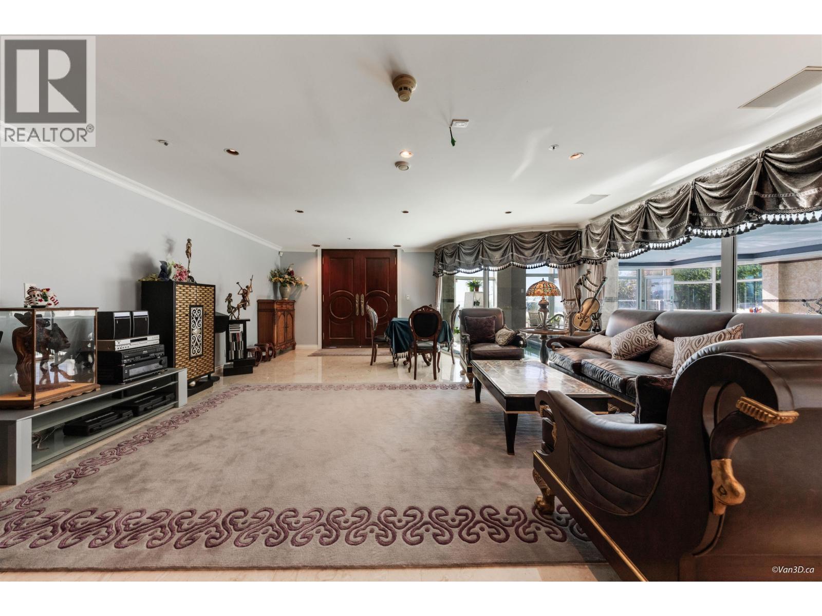 1419 CHIPPENDALE ROAD, West Vancouver