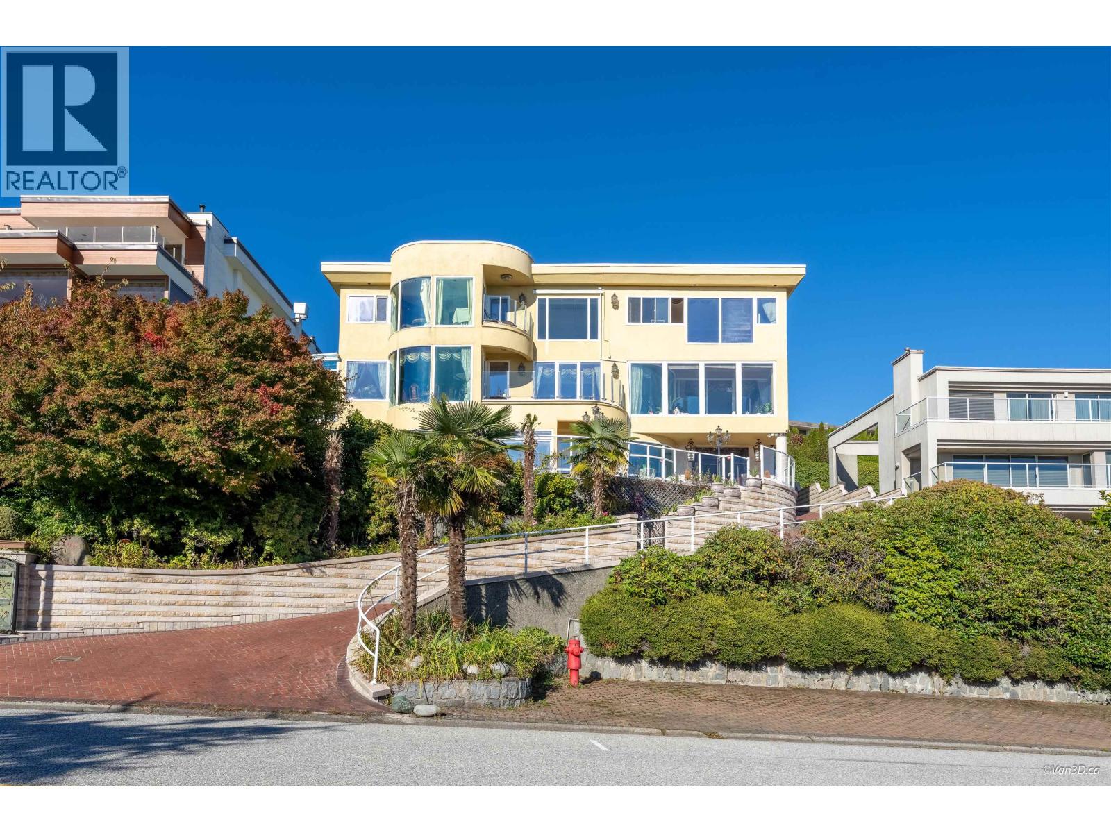 1419 CHIPPENDALE ROAD, West Vancouver