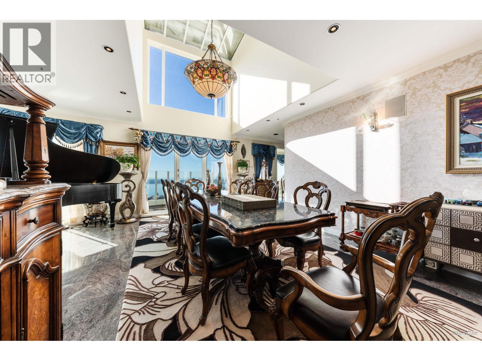 1419 CHIPPENDALE ROAD, West Vancouver