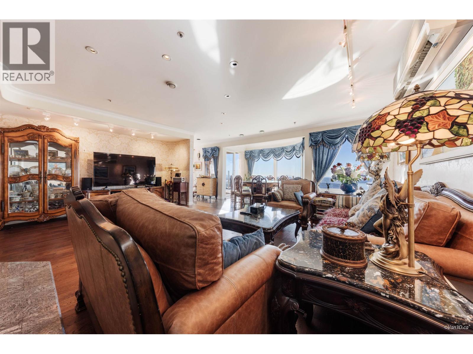 1419 CHIPPENDALE ROAD, West Vancouver