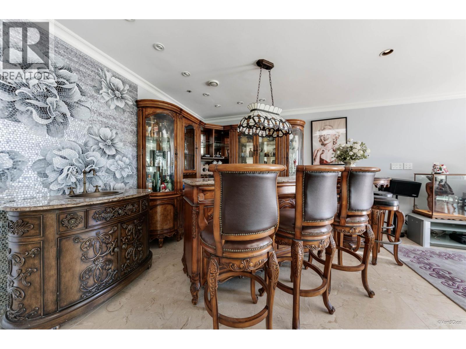 1419 CHIPPENDALE ROAD, West Vancouver