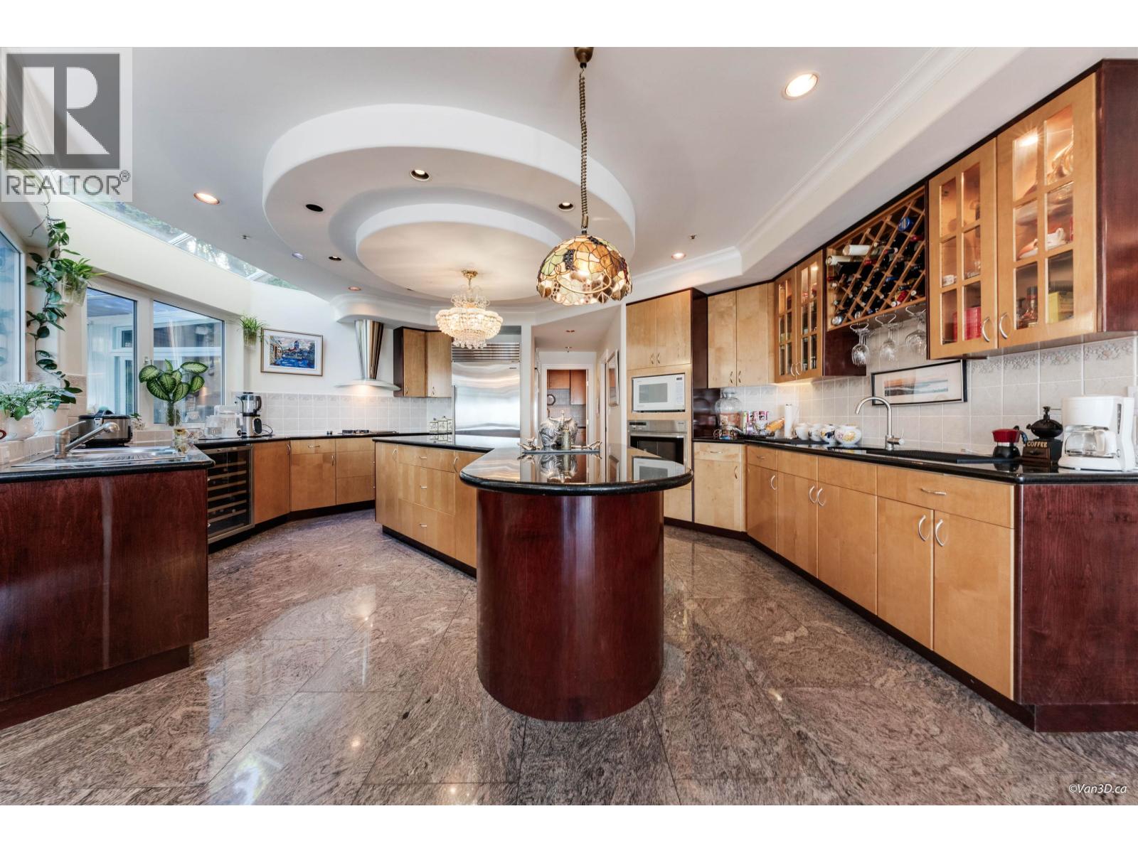 1419 CHIPPENDALE ROAD, West Vancouver