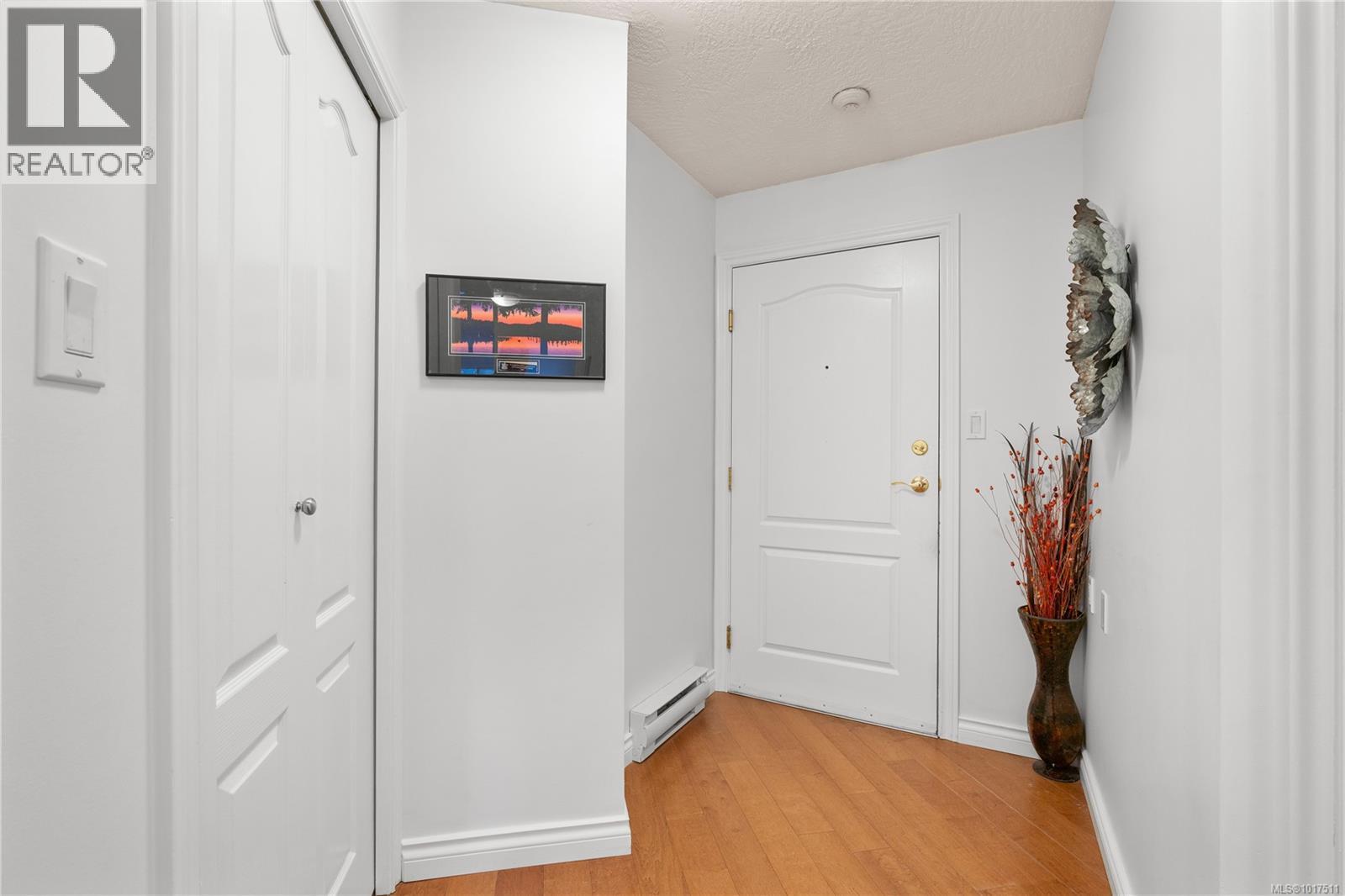 304 1 Buddy Road, View Royal