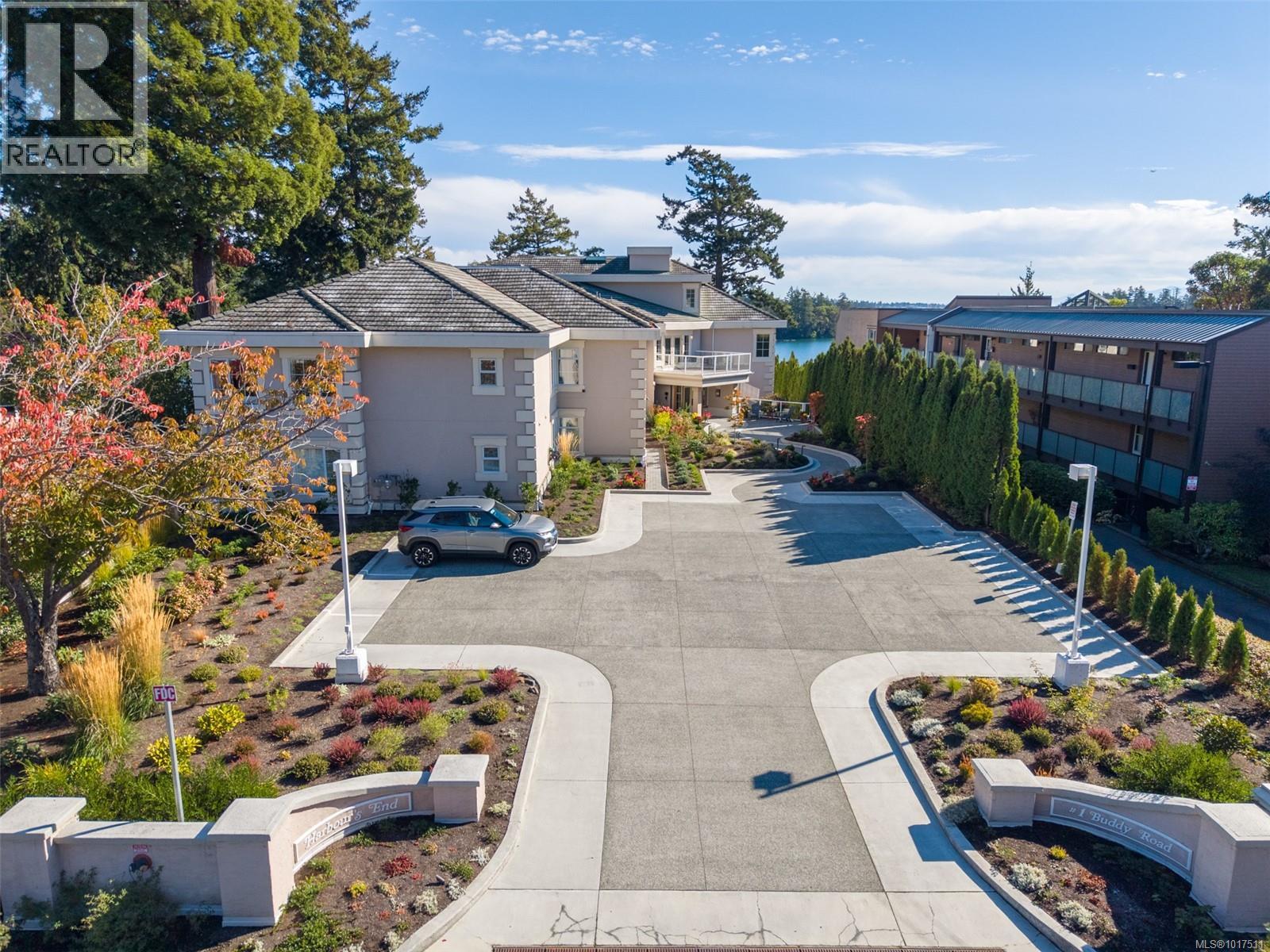 304 1 Buddy Road, View Royal