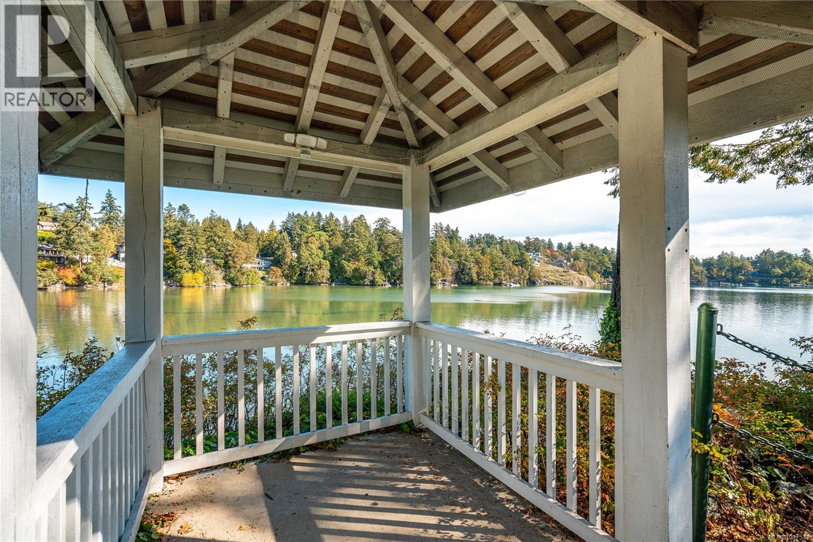 304 1 Buddy Road, View Royal