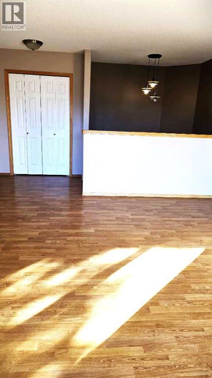 Single Family House for Sale in  Pinecliff Grove NE Pineridge Calgary 