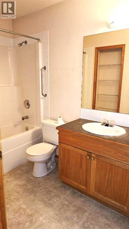 Single Family House for Sale in  Pinecliff Grove NE Pineridge Calgary 