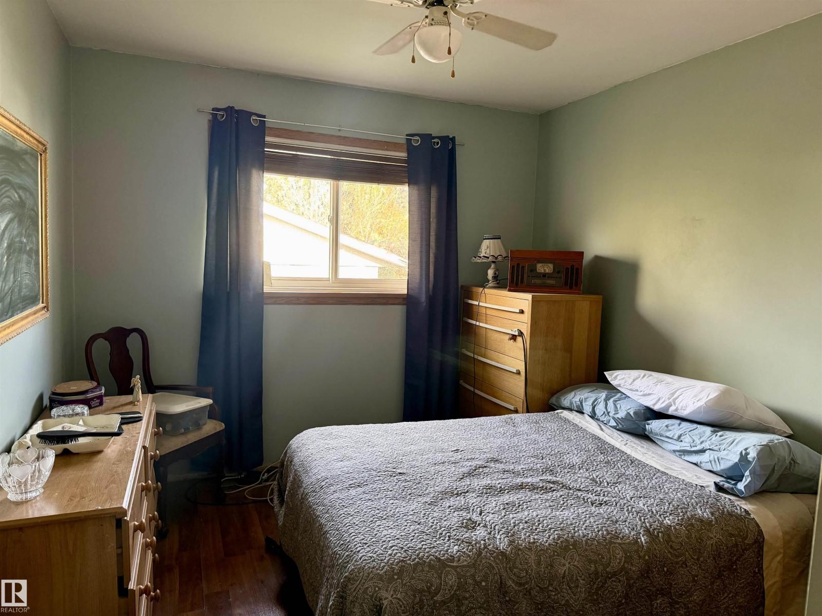 13604 132 AV NW, Edmonton