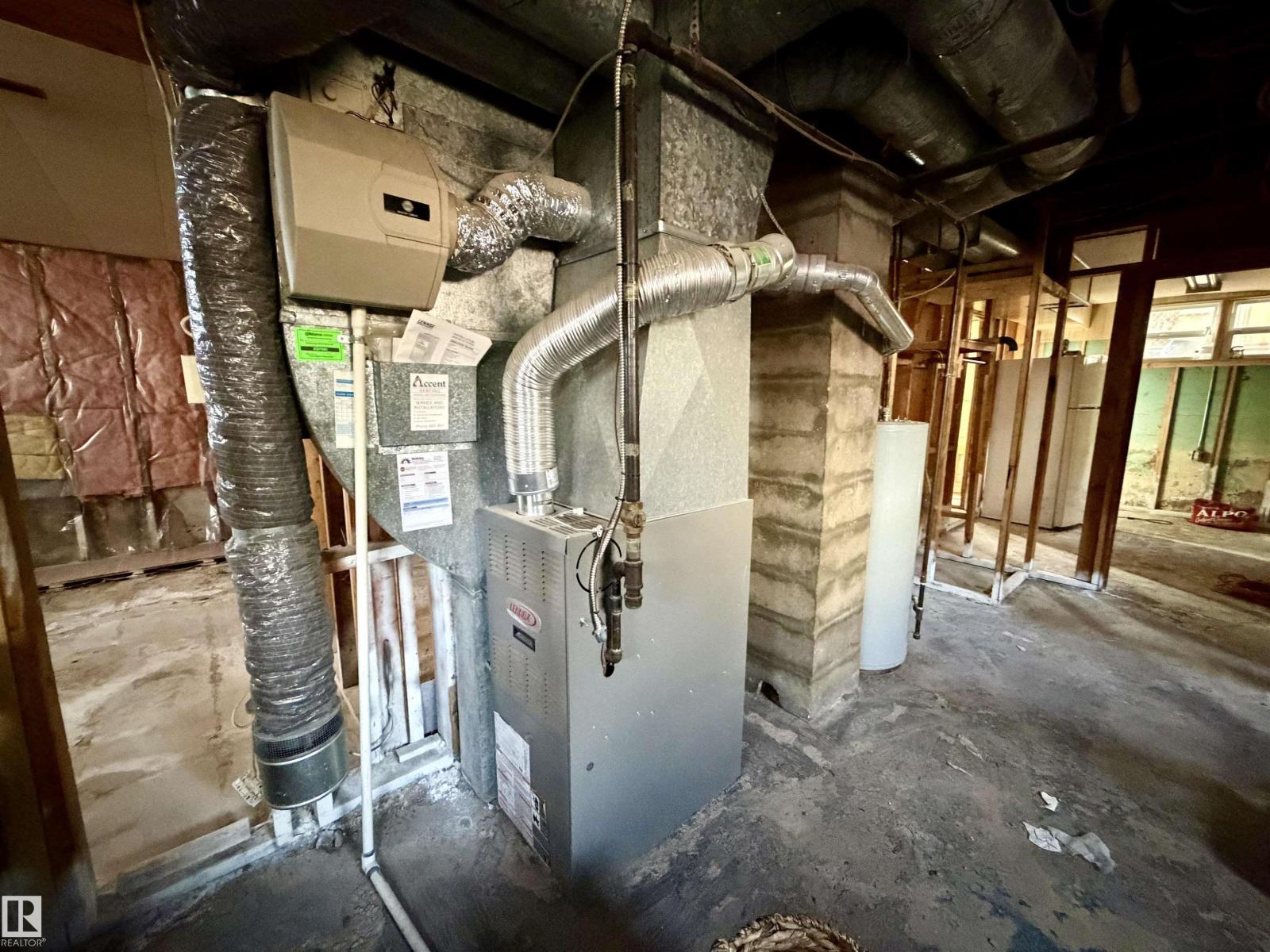 13604 132 AV NW, Edmonton