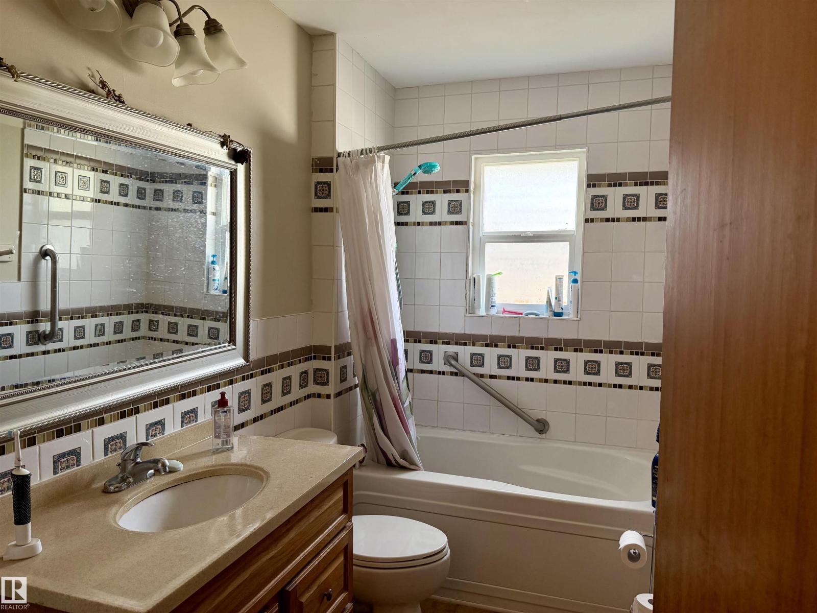 13604 132 AV NW, Edmonton