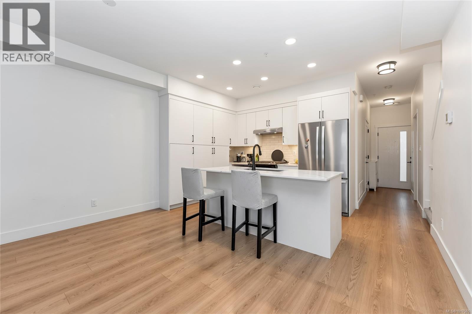 66 255 Caspian Dr, Colwood