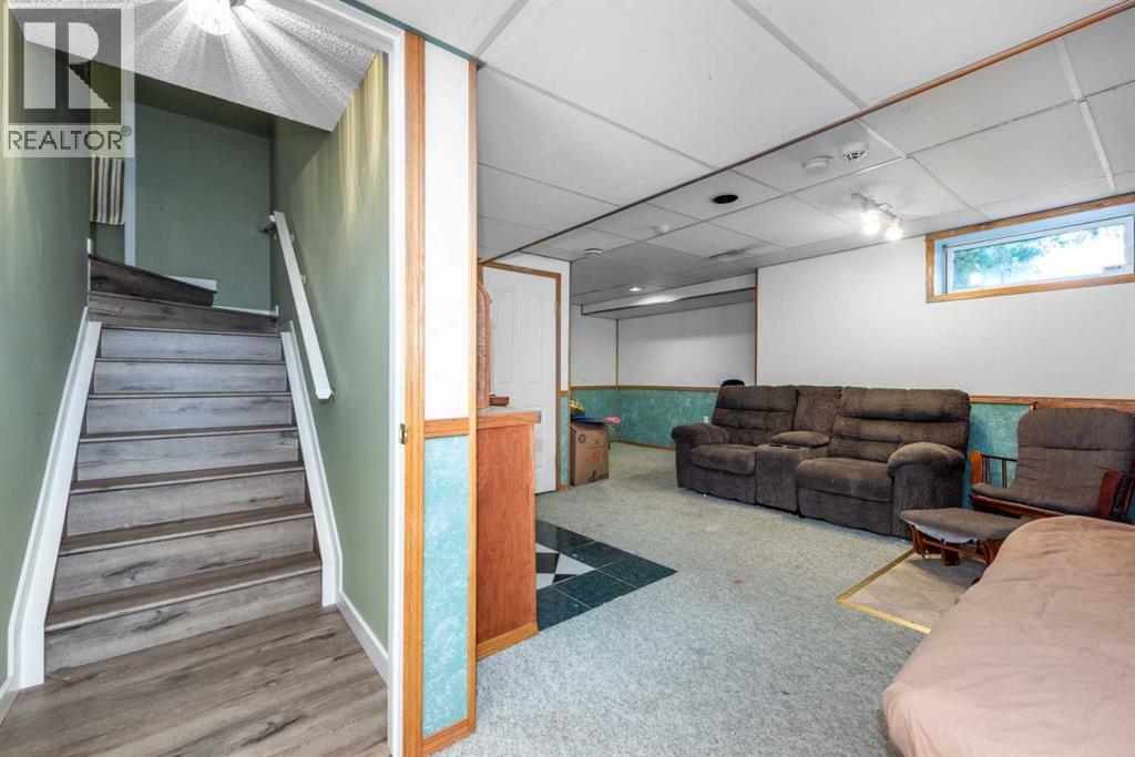 Single Family House for Sale in  River Rock Court SE Riverbend Calgary 