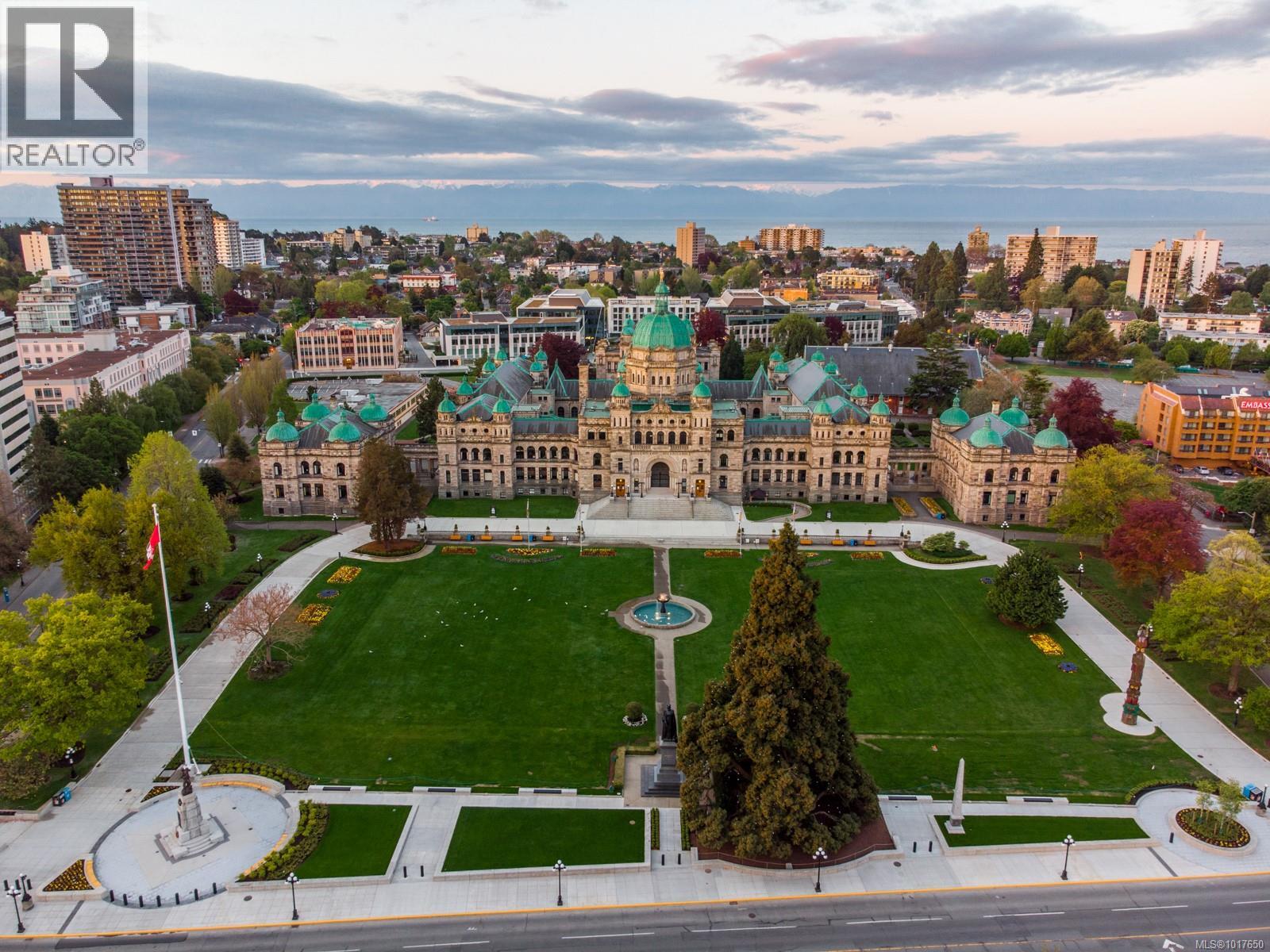 119 68 Songhees Road, Victoria