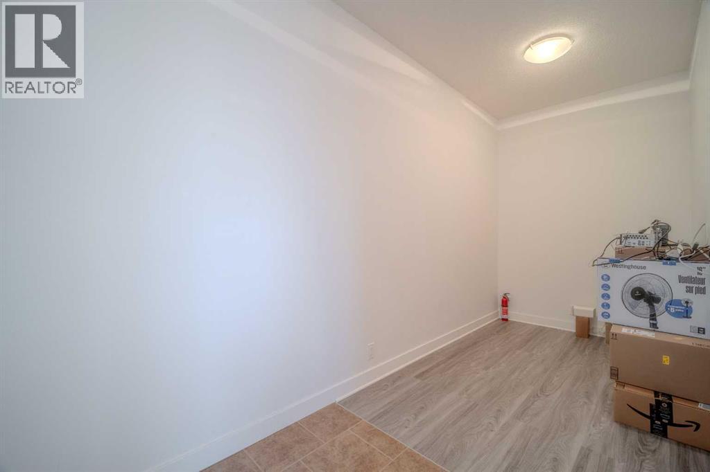 Single Family House for Sale in   Horton Road SW Haysboro Calgary 