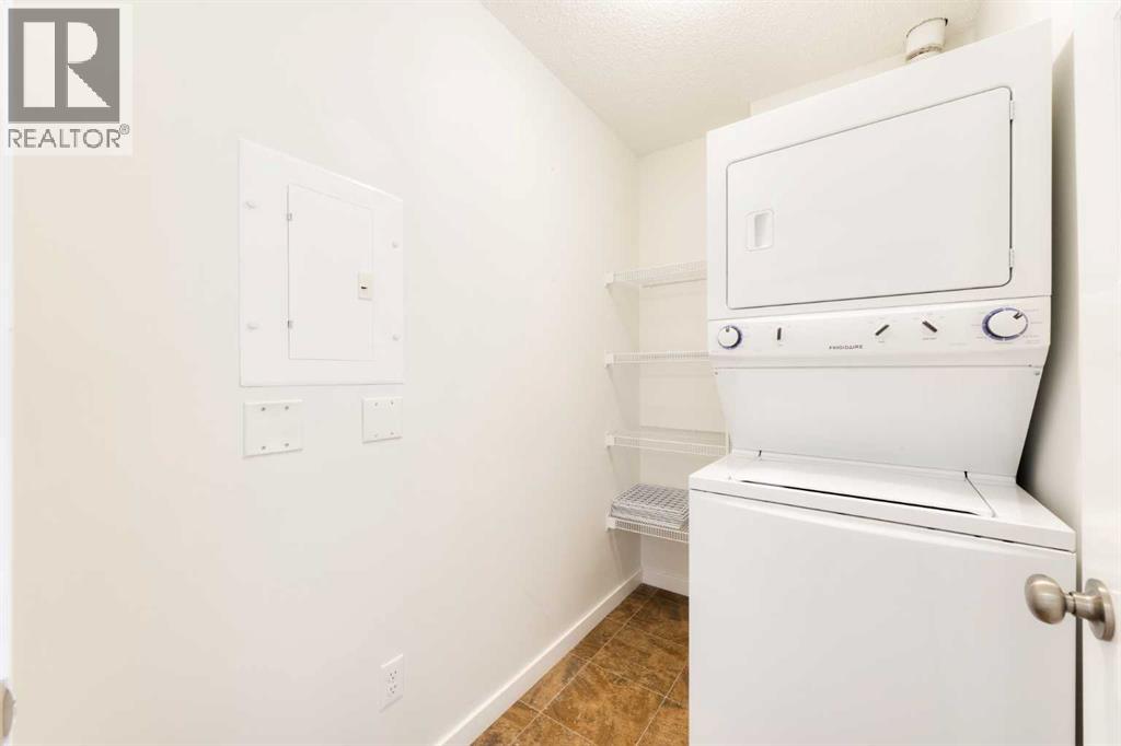 207 Sunset Drive, Cochrane