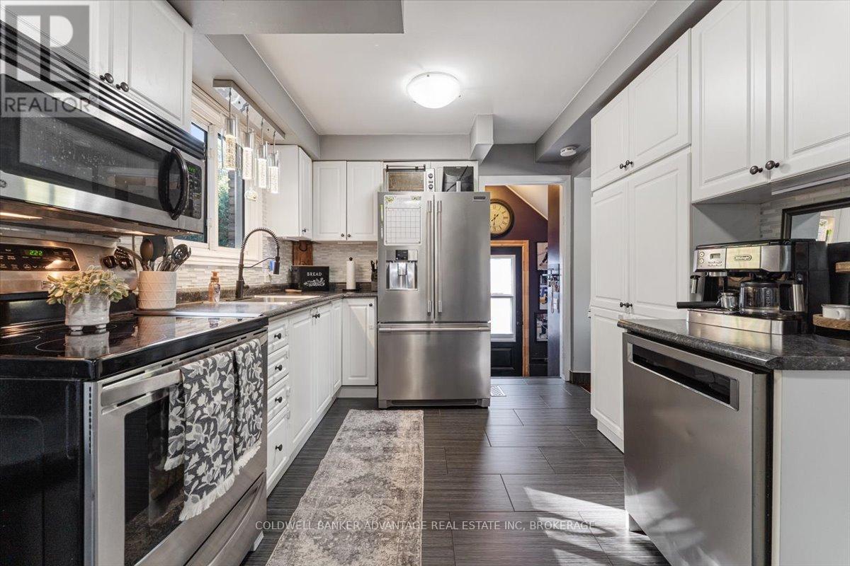 139 BRADLEY STREET - 13