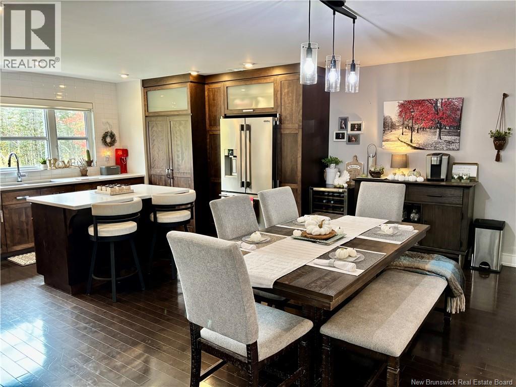 18 Corinth Avenue - 11