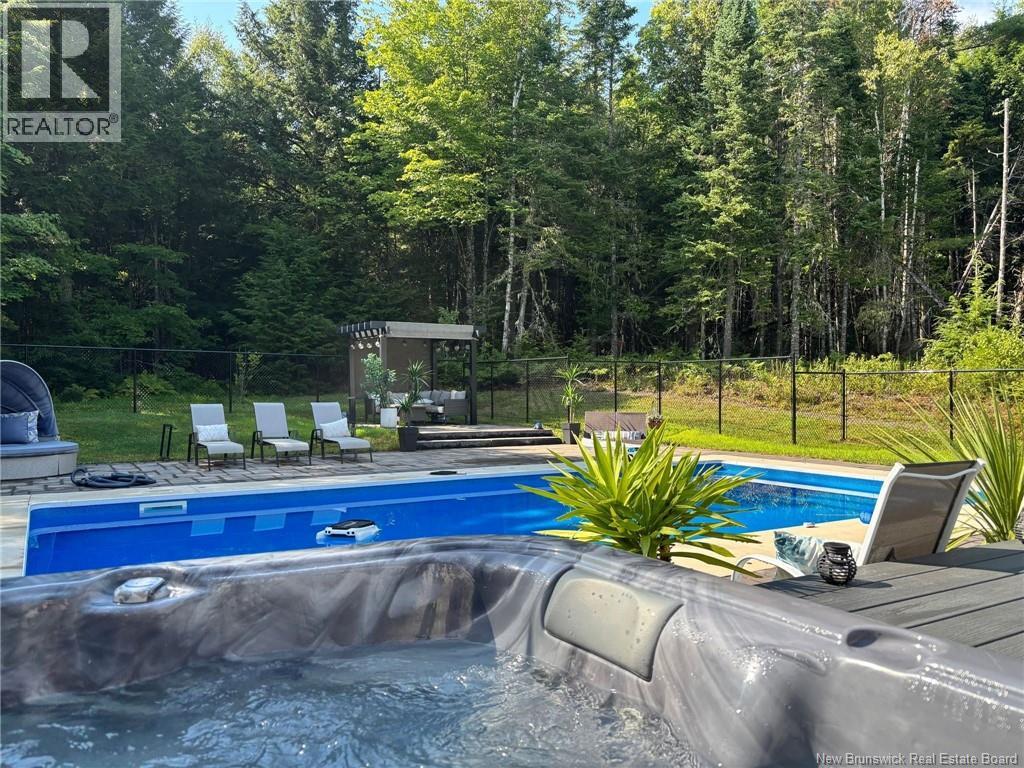18 Corinth Avenue - 3