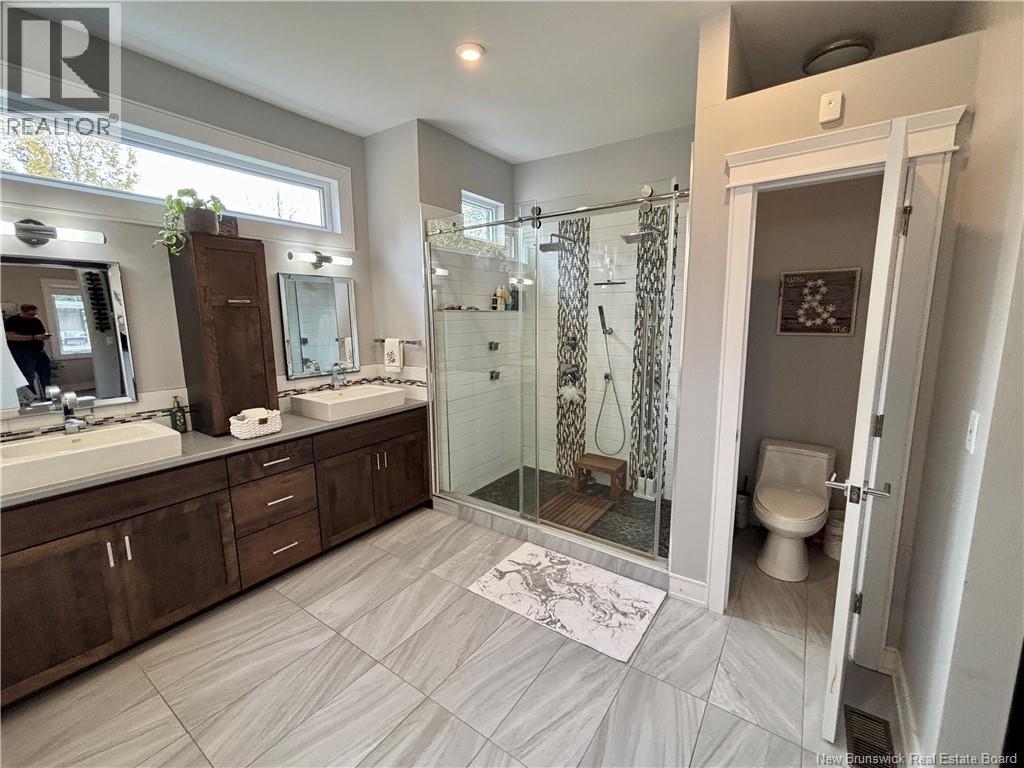 18 Corinth Avenue - Image 31