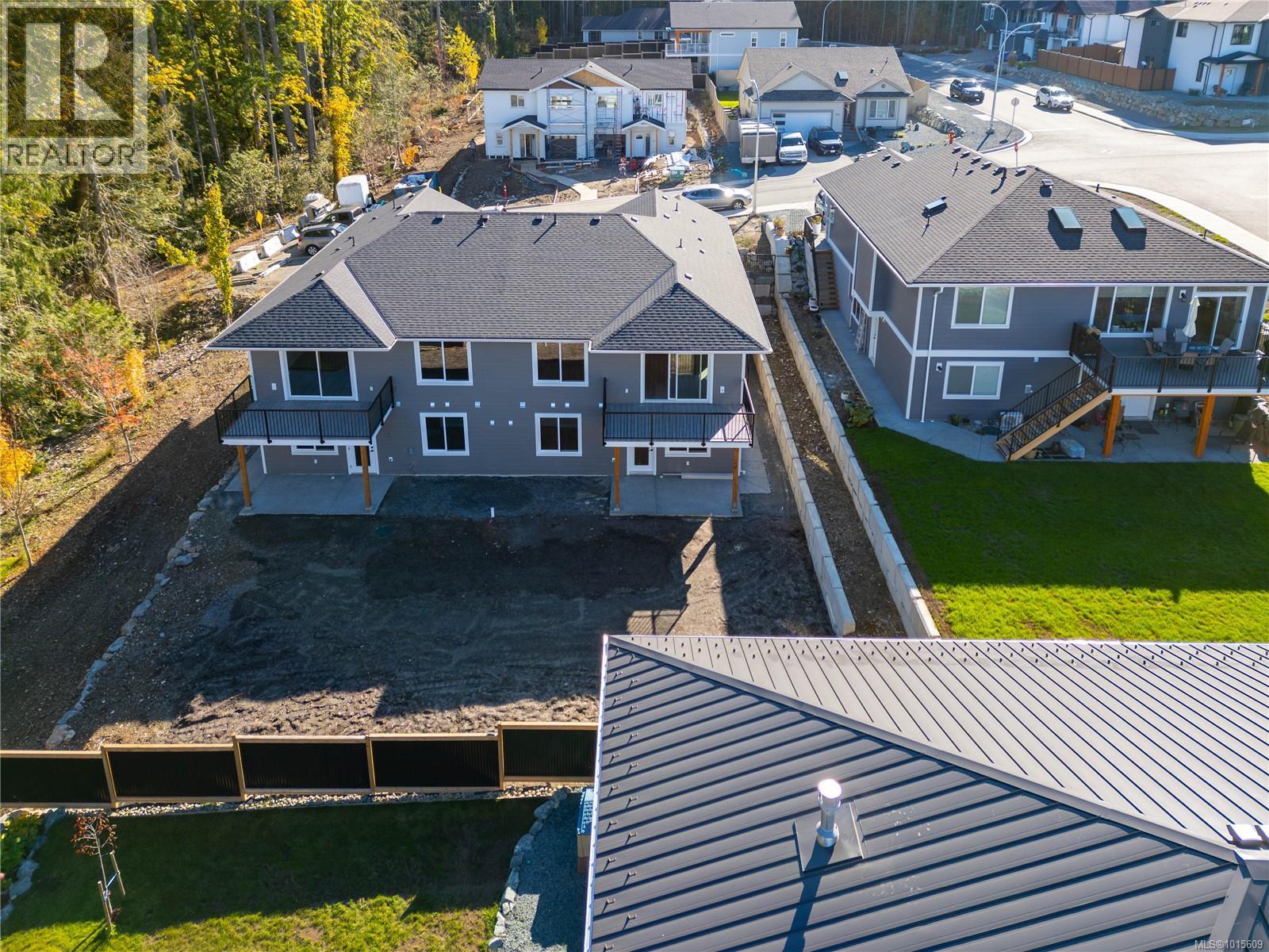 669 Sanderson Rd, Ladysmith