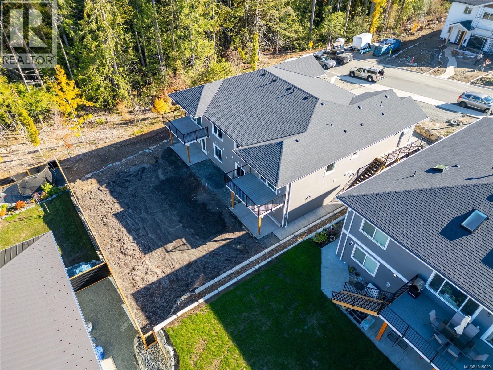 669 Sanderson Rd, Ladysmith