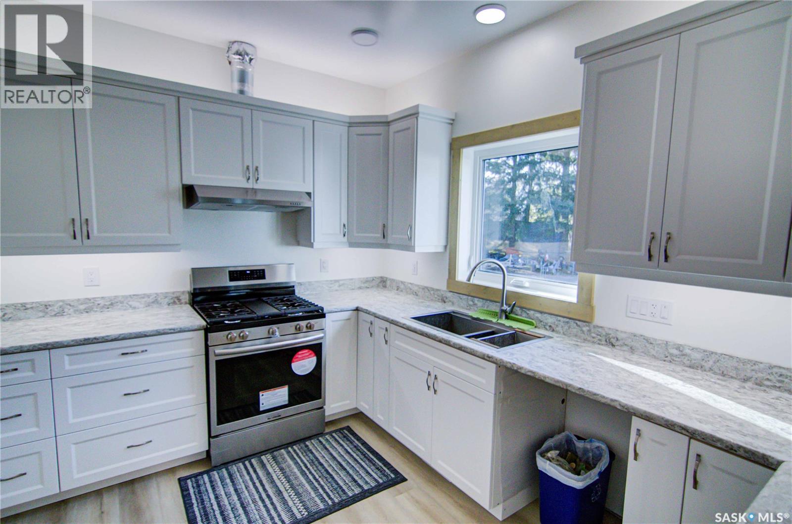 108 CENTRAL AVENUE - 4