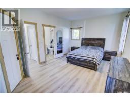 108 Central Avenue, Love, SK S0J1P0 Photo 18