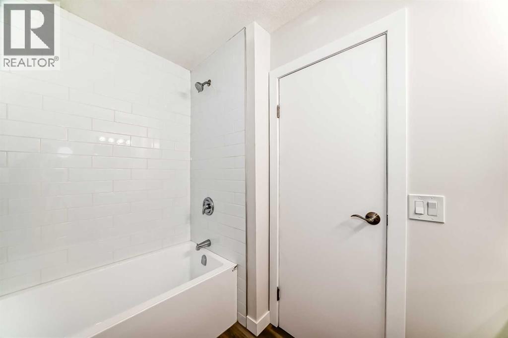 Single Family House Bi-level for Sale in  A Street SE Ogden Calgary 