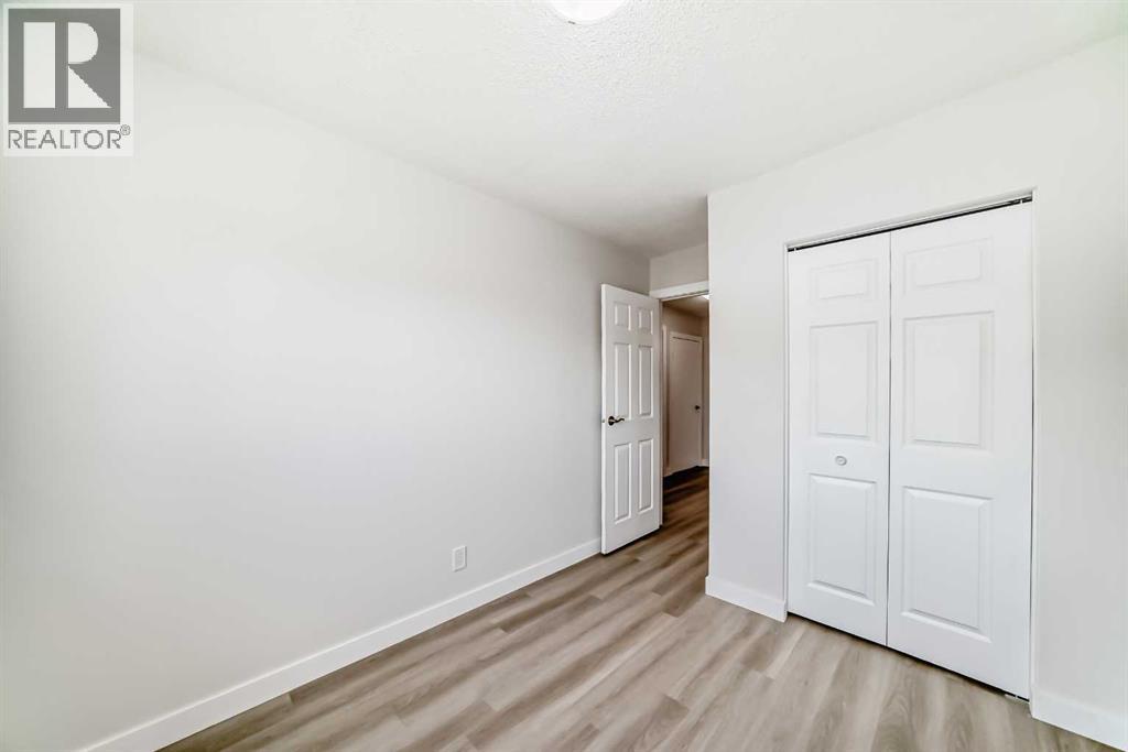 Single Family House Bi-level for Sale in  A Street SE Ogden Calgary 