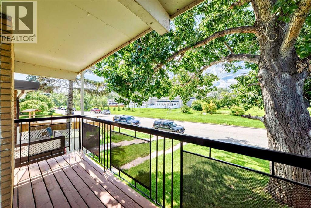 Single Family House Bi-level for Sale in  A Street SE Ogden Calgary 