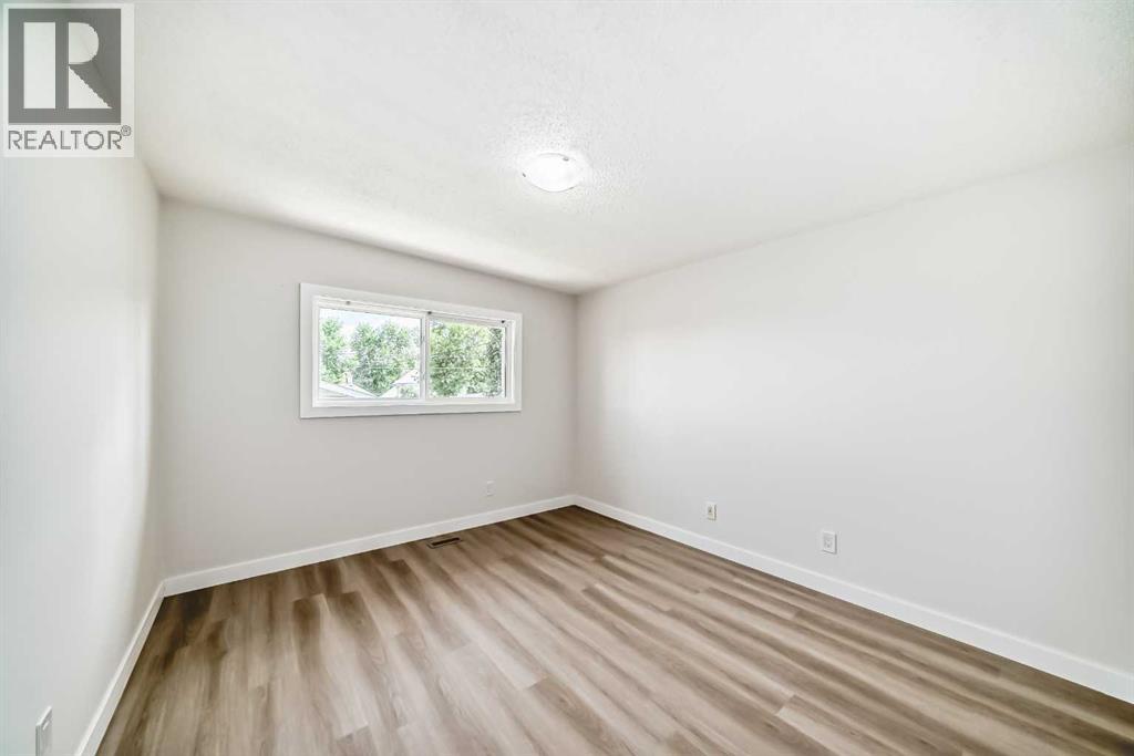 Single Family House Bi-level for Sale in  A Street SE Ogden Calgary 