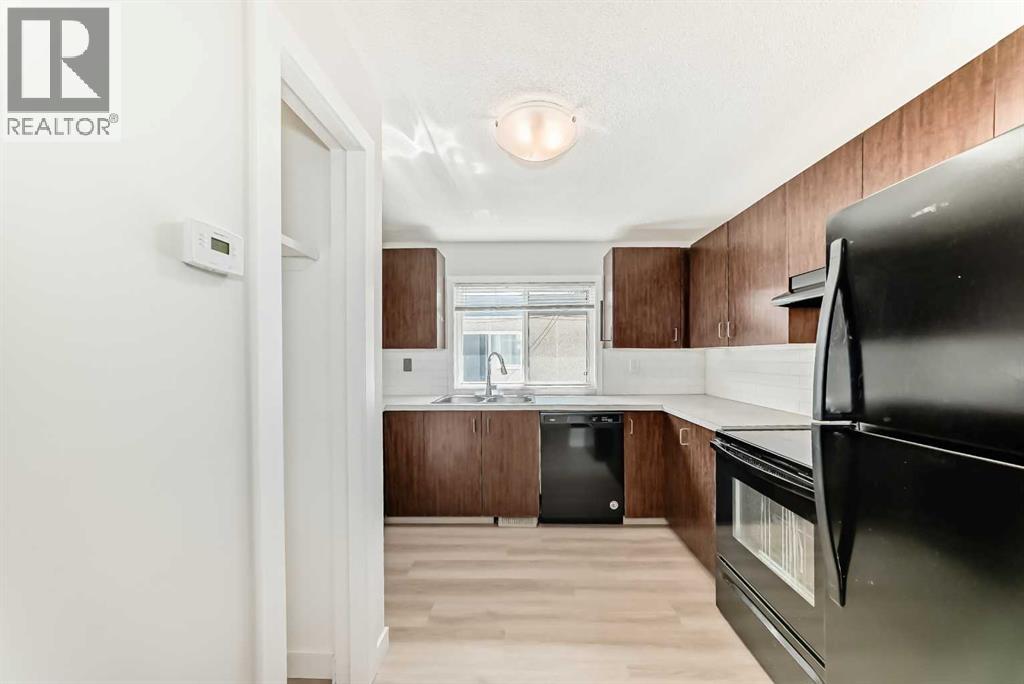 Single Family House Bi-level for Sale in  A Street SE Ogden Calgary 