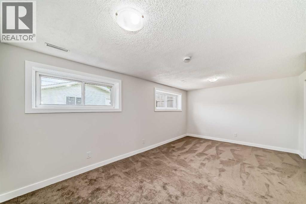 Single Family House Bi-level for Sale in  A Street SE Ogden Calgary 