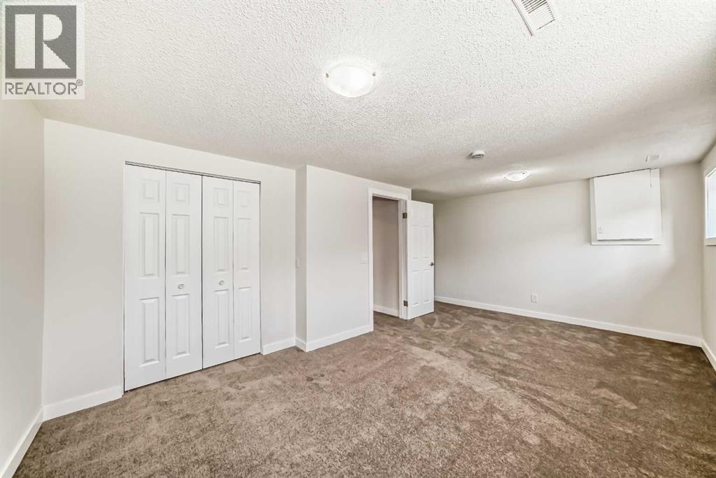 Single Family House Bi-level for Sale in  A Street SE Ogden Calgary 