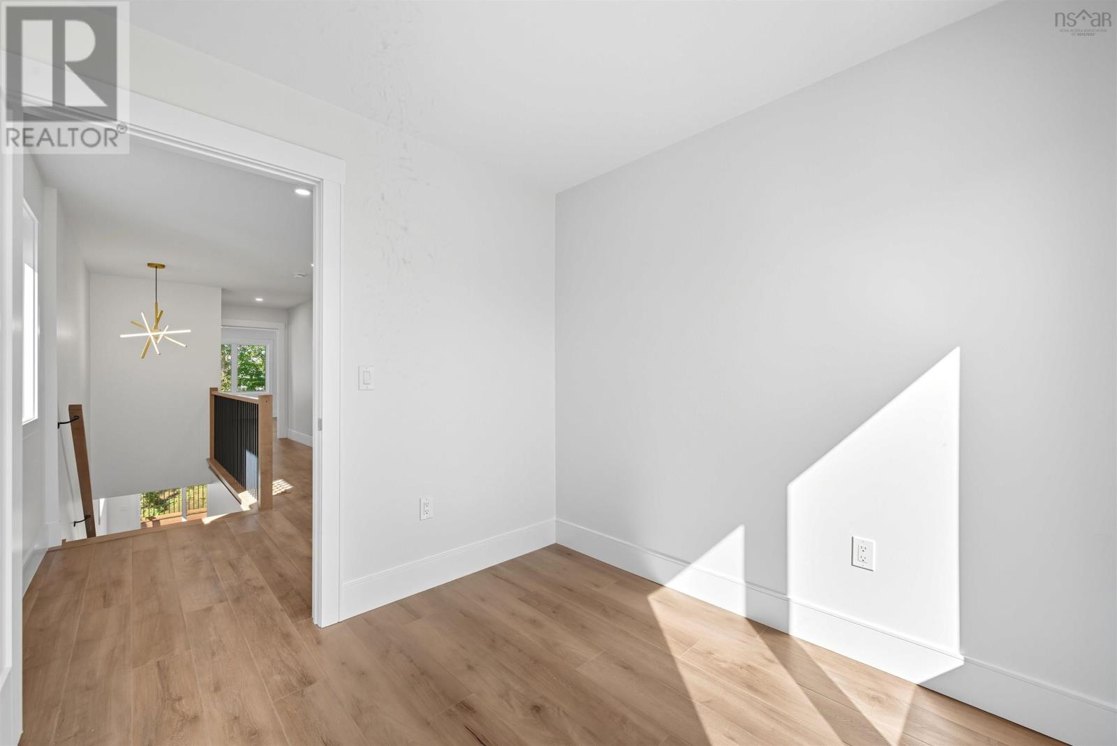 Property 26 of 37 of 17 Pearlgarden Close